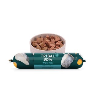 TRIBAL FRESH WHITE FISH Karma mokra z białej ryby  w batonie dla psa - 750 g  x 4 szt. 
