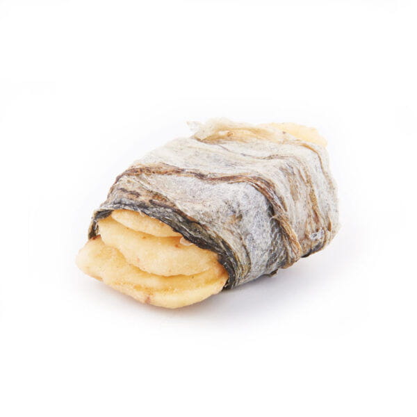 Fish4Dogs LOVE BANANA FISH WRAPS Przysmaki z suszonego banana w skórze ryby - detal  2.jpg