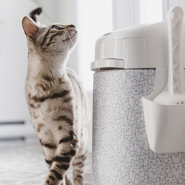 LITTERLOCKER DESIGN Kosz na zużyty żwirek - kolor biały  (5).jpg