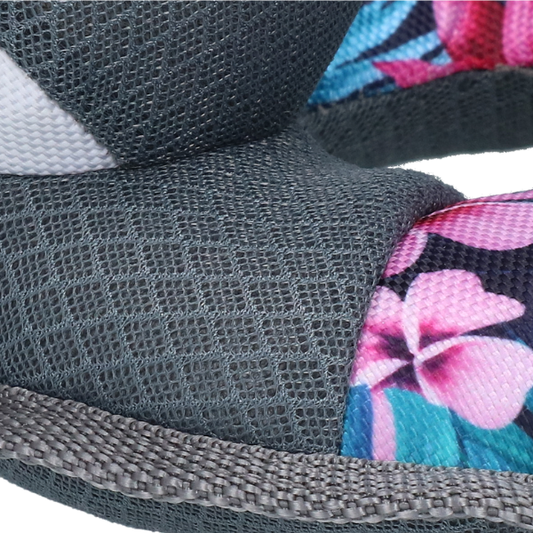COOLPETS Zabawka do wody dla psa - KOŁO RATUNKOWE REKIN FLOWER (3).png