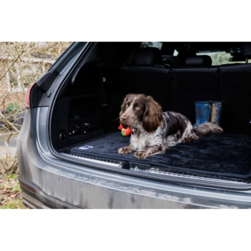 PET REBELLION Mata do bagażnika - czarna (2).png