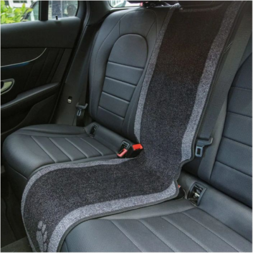 PET REBELLION Ochroniacz na środkowy fotel SLIM w samochodzie (1).png