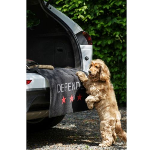 PET REBELLION Ochrona bagażnika z klapą na zderzak - DEFENDER (2).png