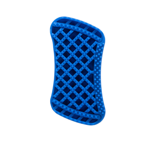 Pet+Me Soft Silicone Brush Blue - szczotka silikonowa dla małych psów z niewielką ilością lub bez podszerstka, kotów krótkowłosych i królików (4).png