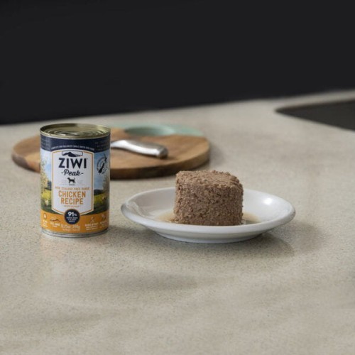 ZIWIPEAK CHICKEN Karma mokra monobiałkowa z kurczakiem dla psów  -  prezentacja.jpg