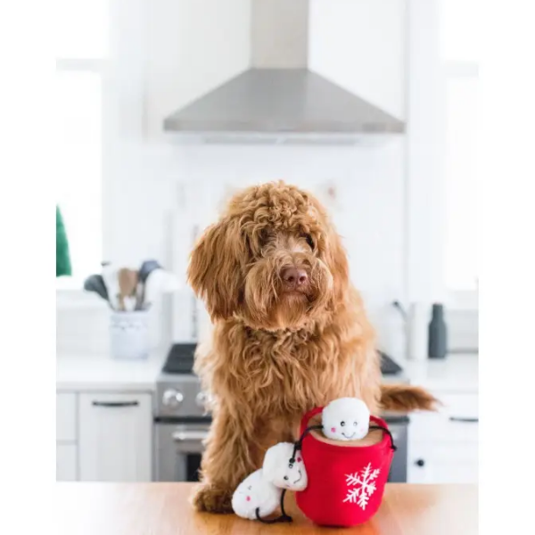 ZIPPYPAWS Pluszowa norka Kubek kakao - zabawka dla psa (1).png