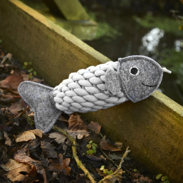 GREEN WILD'S Roger the Ropefish (5).png